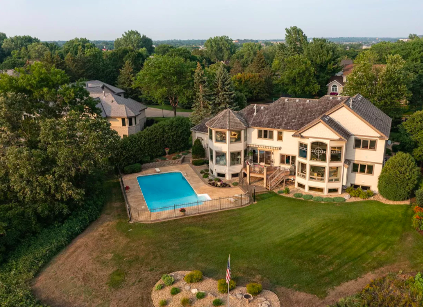 Hudson, Wis., $1,000,000 house for sale